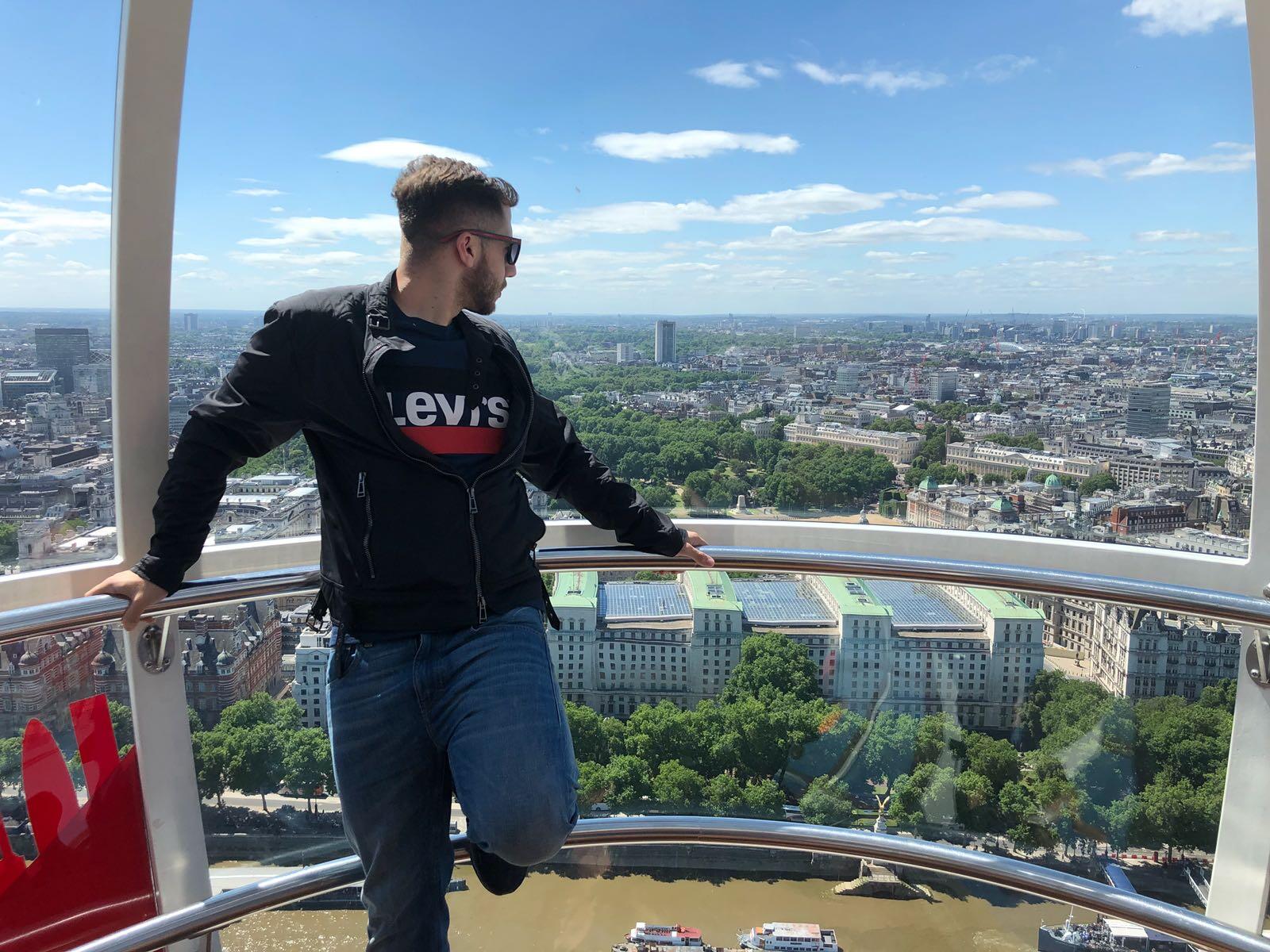 afda0de3-1c0d-4ca0-803c-4ac1660c2a37